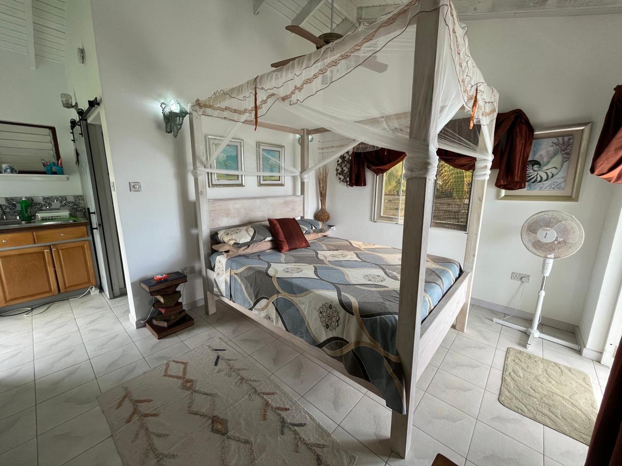 Brighton Village Studio Blu At Waves Villa Guesthouse מראה חיצוני תמונה